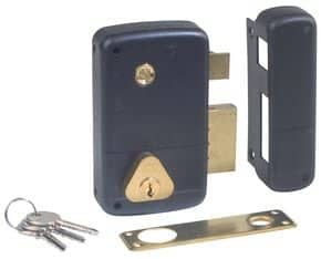 Serrure verticale à cylindre rond Cisa À fouillot varié