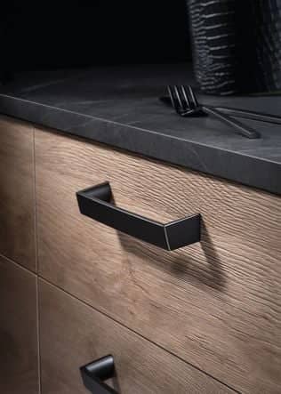 Code 203094 - Noir mat