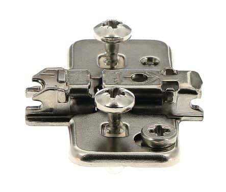 Code 216034 - Embase en croix réglage par excentrique et avec tourillon expando Ø 5 mm