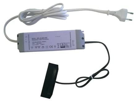 Code 240642 - Convertisseur 12 V 220 / 240 V