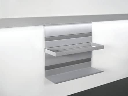 Code 245181 - Tablette universelle avec galerie