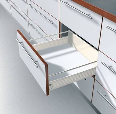 Code 245462 - Kit casserolier longitudinal