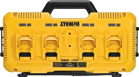 Code 357643 - Chargeur 4 ports universels XR TOUGHSYSTEM DCB104-QW