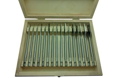 Code 360466 - Coffret de 16 mèches plates queue 6 pans